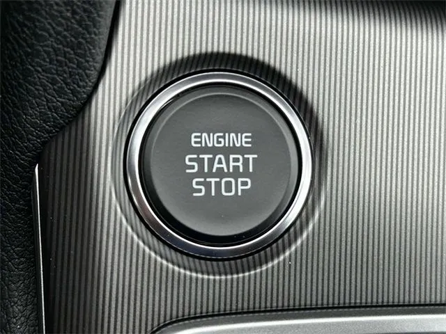 2026 Kia Sportage SX - Photo 17