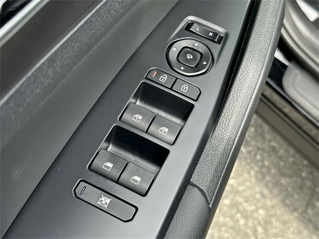 2026 Kia Sportage SX - Photo 8