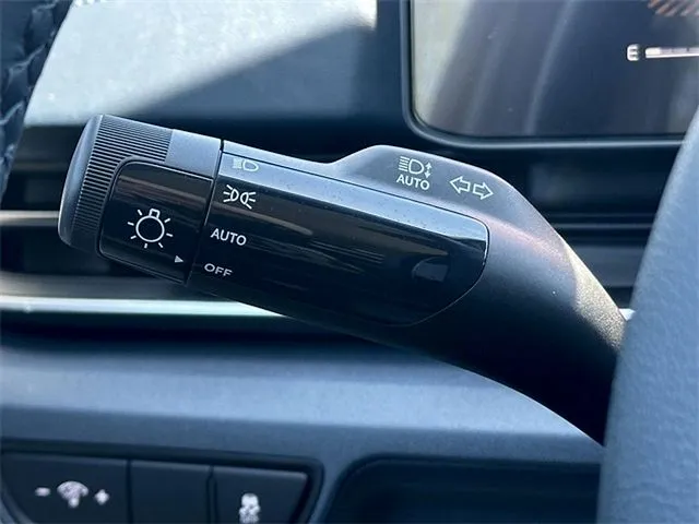2025 Kia Carnival EX - Photo 14