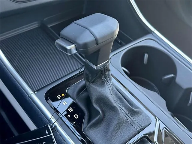 2025 Kia Carnival EX - Photo 19