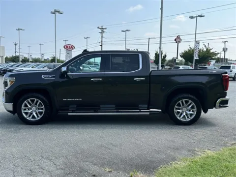 More photos of 2021 GMC Sierra 1500 SLT at Tri-City KIA, NC