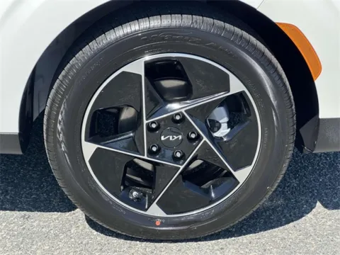 More photos of 2025 Kia Soul EX at Tri-City KIA, NC