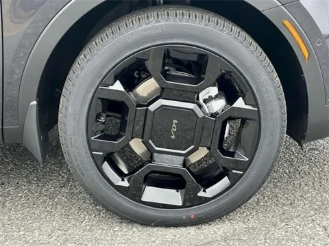 More photos of 2025 Kia Sorento X-Line SX Prestige at Tri-City KIA, NC