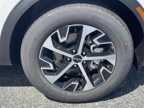 More photos of 2025 Kia Sportage EX at Tri-City KIA, NC