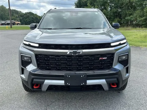 Photos of 2024 Chevrolet Traverse Z71 for sale in Eden, NC at Tri-City KIA
