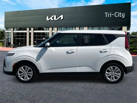 More photos of 2022 Kia Soul LX at Tri-City KIA, NC