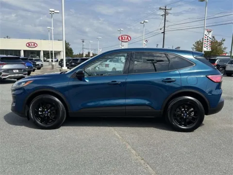 More photos of 2020 Ford Escape SE Sport Hybrid at Tri-City KIA, NC