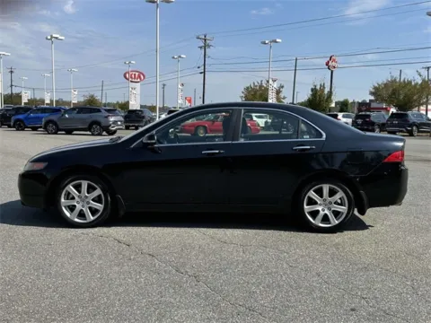 More photos of 2005 Acura TSX at Tri-City KIA, NC