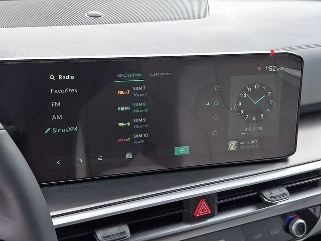 2026 Kia Sorento S - Photo 13