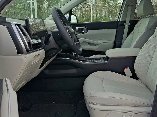 2026 Kia Sorento S - Photo 10