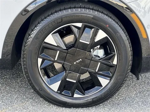 More photos of 2026 Kia Sportage SX-Prestige at Tri-City KIA, NC