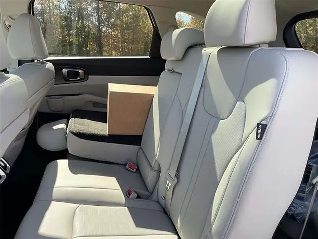 2026 Kia Sorento S - Photo 12