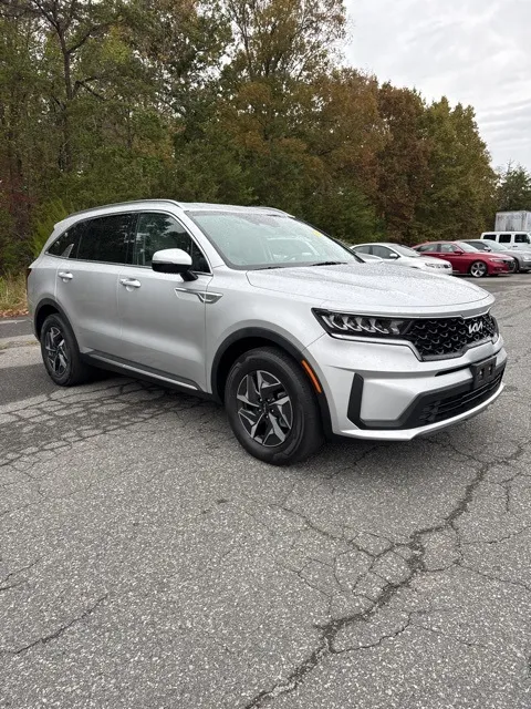 Silver 2022 Kia Sorento Hybrid S for sale in Eden, NC