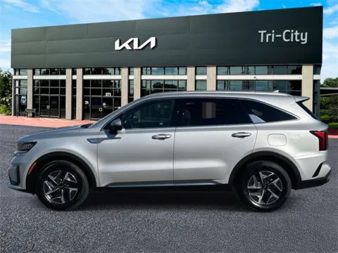 More photos of 2022 Kia Sorento Hybrid S at Tri-City KIA, NC