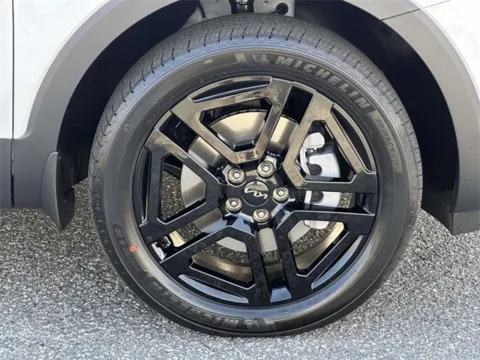 More photos of 2025 Kia Telluride EX X-Line at Tri-City KIA, NC