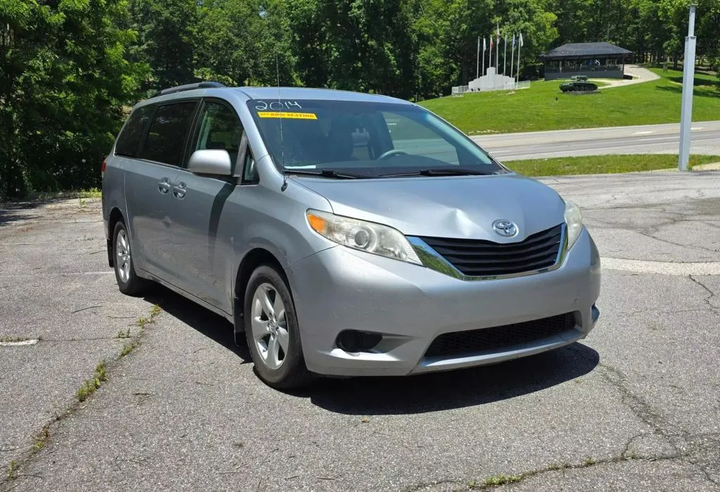 Silver 2014 Toyota Sienna LE Minivan 4D for sale in Ashland, KY