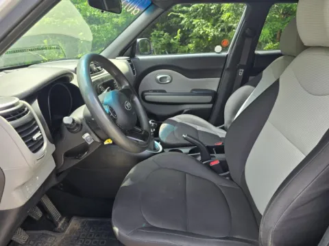 More photos of 2015 Kia Soul Wagon 4D at Instant Auto Sales Ashland, KY