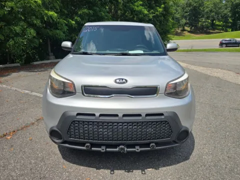 Photos of 2015 Kia Soul Wagon 4D for sale in Ashland, KY at Instant Auto Sales Ashland