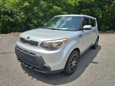 Another view of 2015 Kia Soul Wagon 4D for sale in Ashland, KY at Instant Auto Sales Ashland