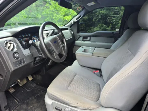 More photos of 2013 Ford F-150 Super Cab XLT Pickup 4D 6 1/2 ft at Instant Auto Sales Ashland, KY