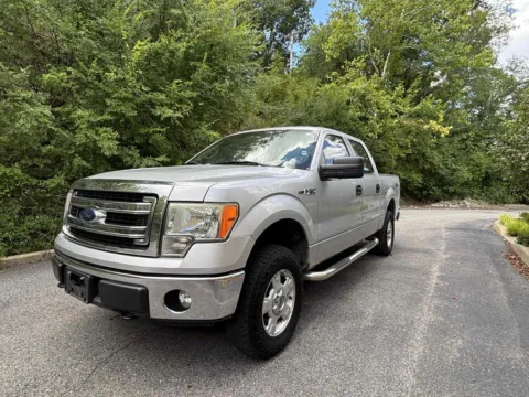 Another view of 2014 Ford F-150 SuperCrew Cab XLT Pickup 4D 5 1/2 ft for sale in Ashland, KY at Instant Auto Sales Ashland