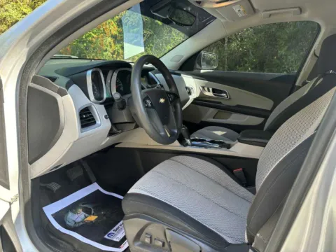 More photos of 2017 Chevrolet Equinox LS Sport Utility 4D at Instant Auto Sales Ashland, KY