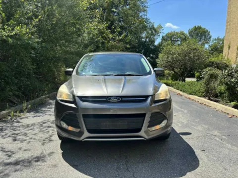 Photos of 2014 Ford Escape SE Sport Utility 4D for sale in Ashland, KY at Instant Auto Sales Ashland