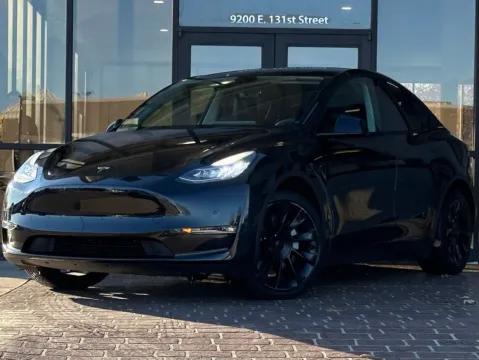 Black 2021 Tesla Model Y Long Range for sale in Fishers, IN