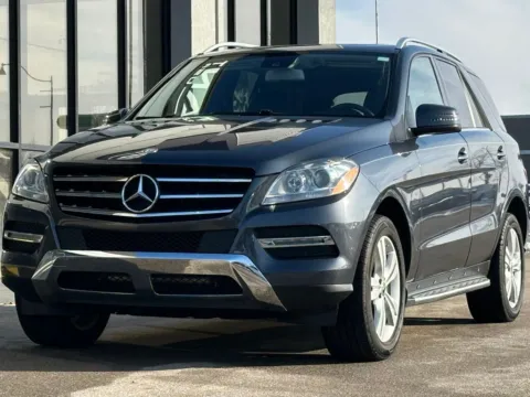 More photos of 2014 Mercedes-Benz M-Class ML 350 at AutoGiant USA Fishers, IN