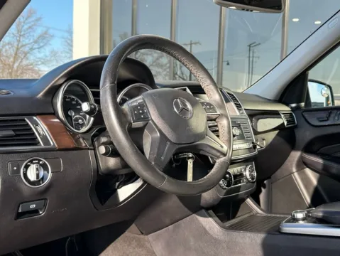 Photos of 2014 Mercedes-Benz M-Class ML 350 for sale in Fishers, IN at AutoGiant USA Fishers