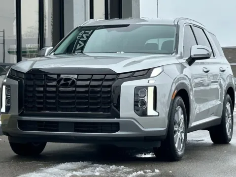More photos of 2024 Hyundai Palisade SEL at AutoGiant USA Fishers, IN