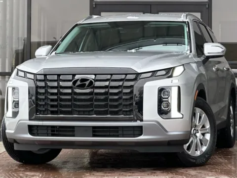 Silver 2024 Hyundai Palisade SEL for sale in Fishers, IN