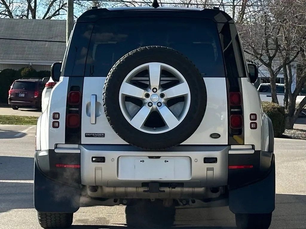 Image of 2020 Land Rover Defender 110