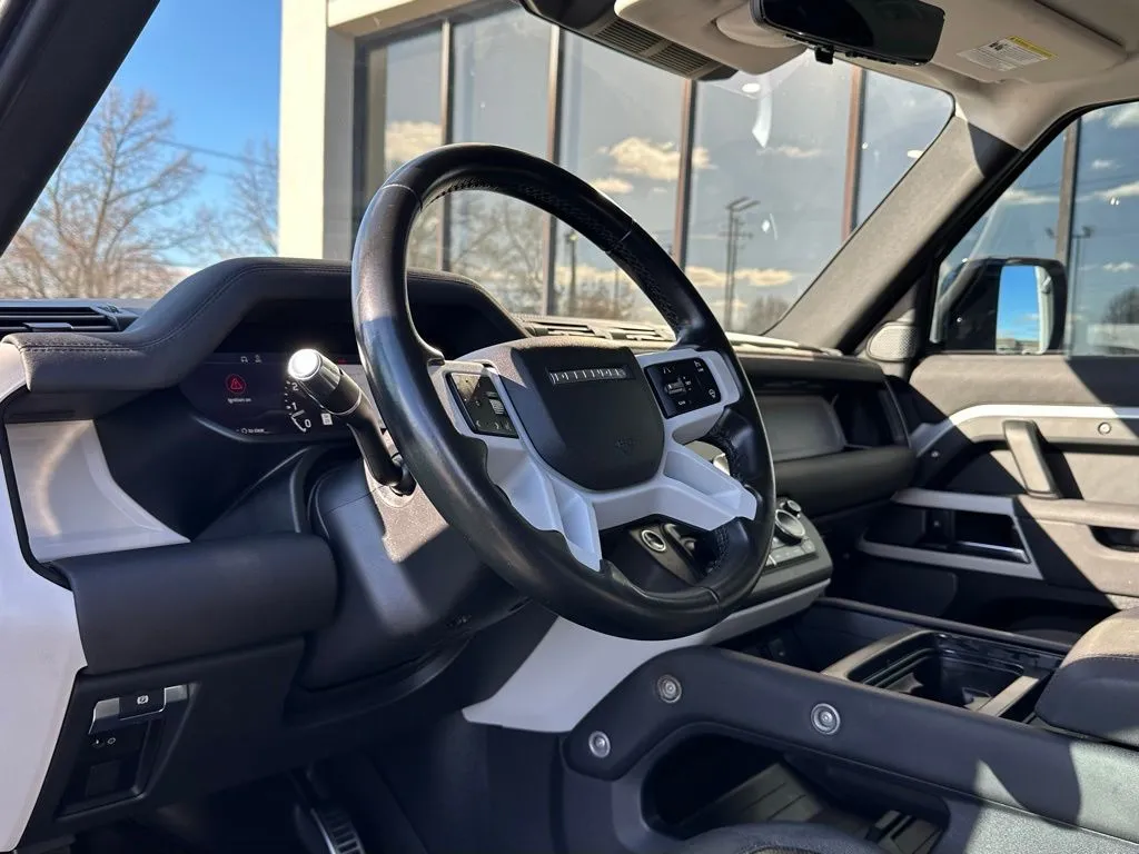 Image of 2020 Land Rover Defender 110