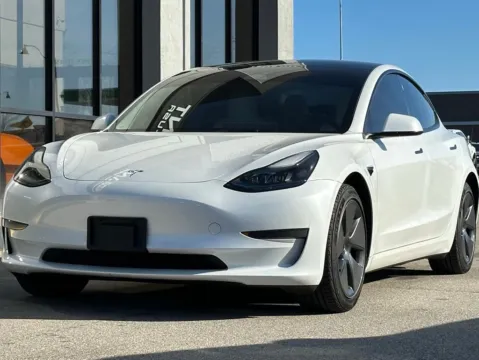 More photos of 2023 Tesla Model 3 at AutoGiant USA Fishers, IN