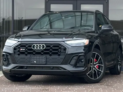 Black 2022 Audi SQ5 Prestige for sale in Fishers, IN