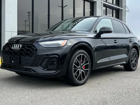More photos of 2022 Audi SQ5 Prestige at AutoGiant USA Fishers, IN
