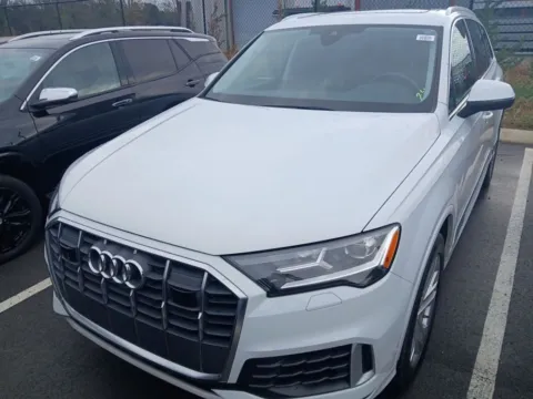 White 2022 Audi Q7 55 Premium Plus for sale in Fishers, IN