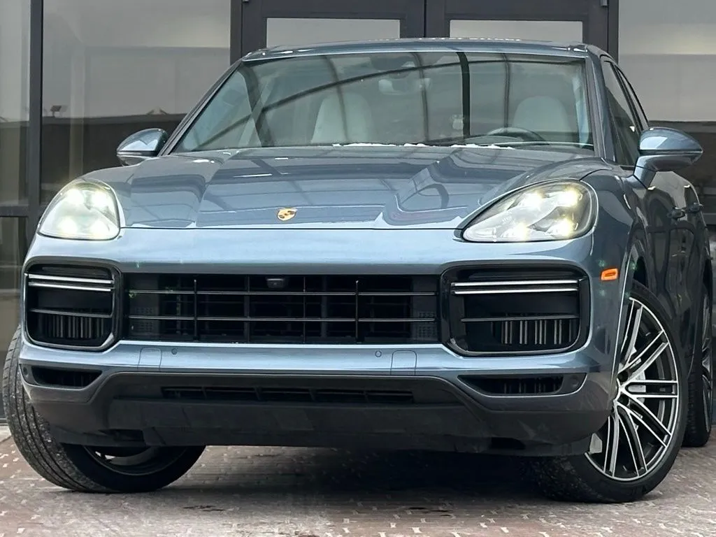 Blue 2019 Porsche Cayenne Turbo for sale in Fishers, IN