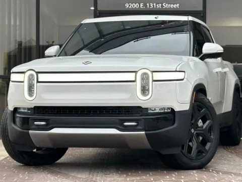 White 2023 Rivian R1T Adventure for sale in Fishers, IN