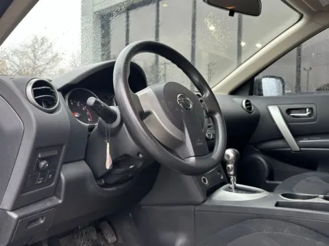 Photos of 2008 Nissan Rogue S for sale in Fishers, IN at AutoGiant USA Fishers