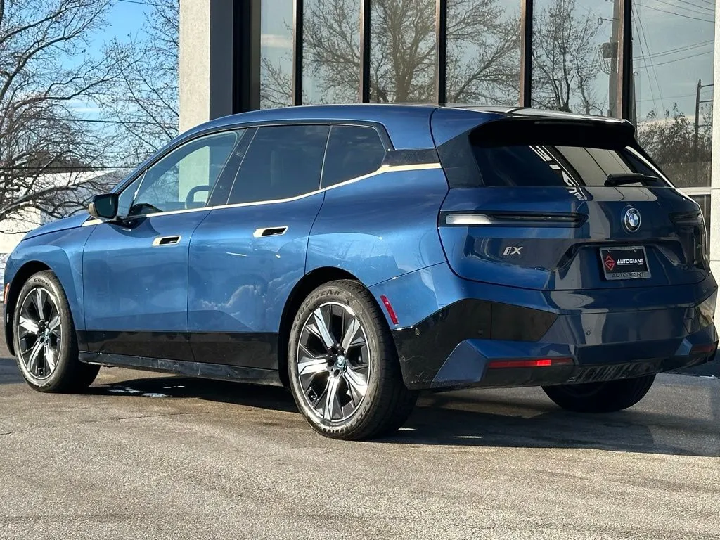 2022 Bmw iX xDrive50i photo 3