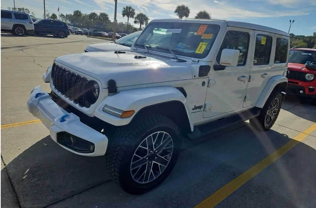 2024 Jeep Wrangler 4xe High Altitude 4XE's photo