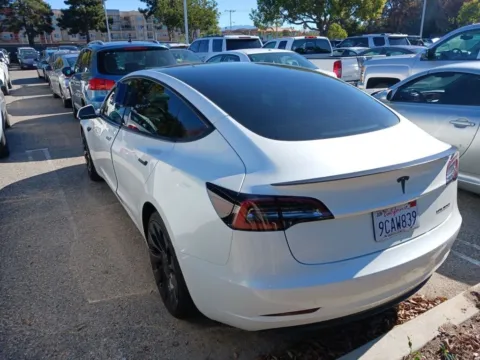 More photos of 2022 Tesla Model 3 Performance at AutoGiant USA Fishers, IN