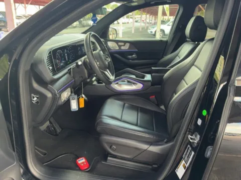 More photos of 2021 Mercedes-Benz GLE 450 at AutoGiant USA Fishers, IN