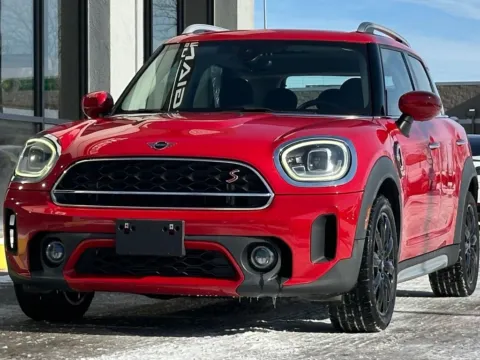 More photos of 2022 MINI Cooper S Countryman Classic at AutoGiant USA Fishers, IN