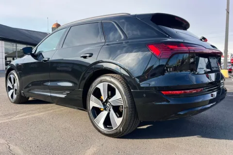 More photos of 2023 Audi e-tron Premium Plus at AutoGiant USA Fishers, IN
