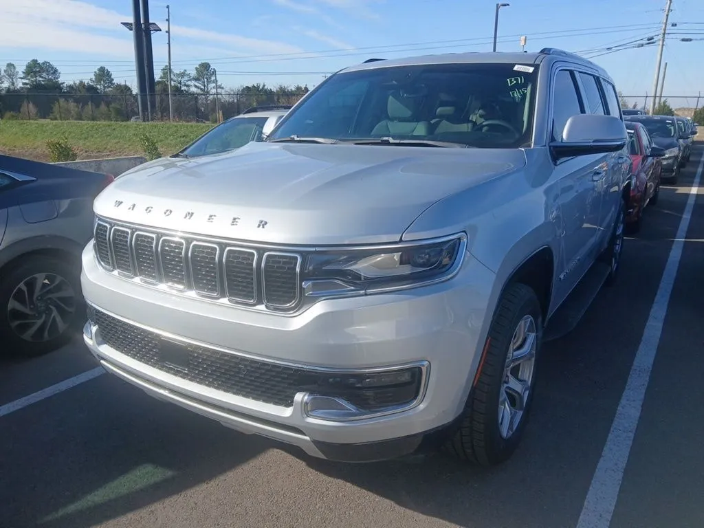 2022 Jeep Wagoneer Series II's photo