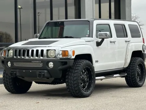 More photos of 2006 Hummer H3 at AutoGiant USA Fishers, IN
