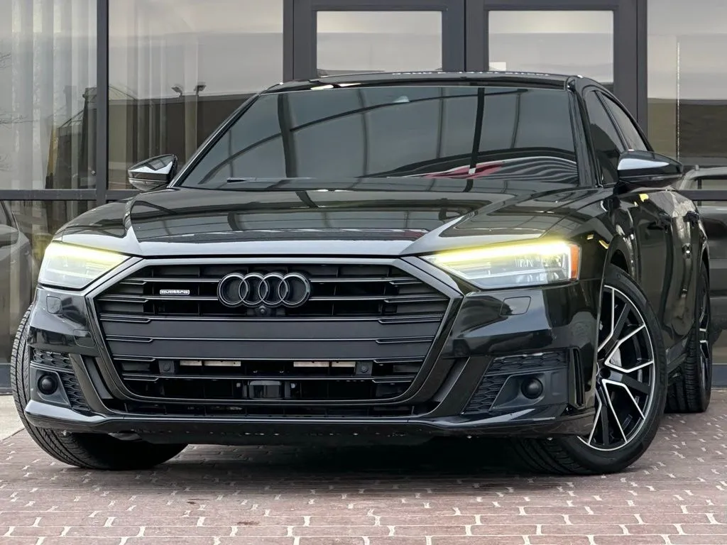 2021 Audi A8 Base's photo